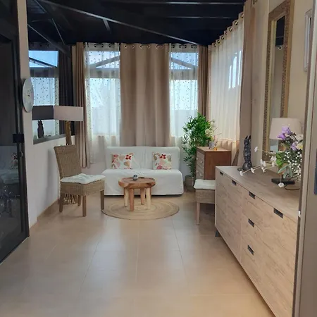 Apartment Happy Place